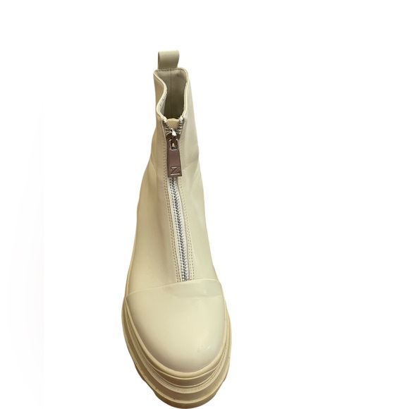 ZARA CREAM LUG SOLE ZIP UP BOOTIES - Picture 3 of 15